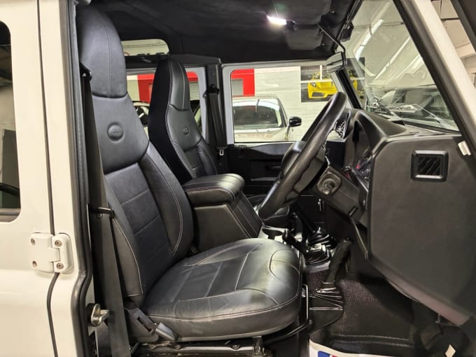 2025 Land Rover Defender