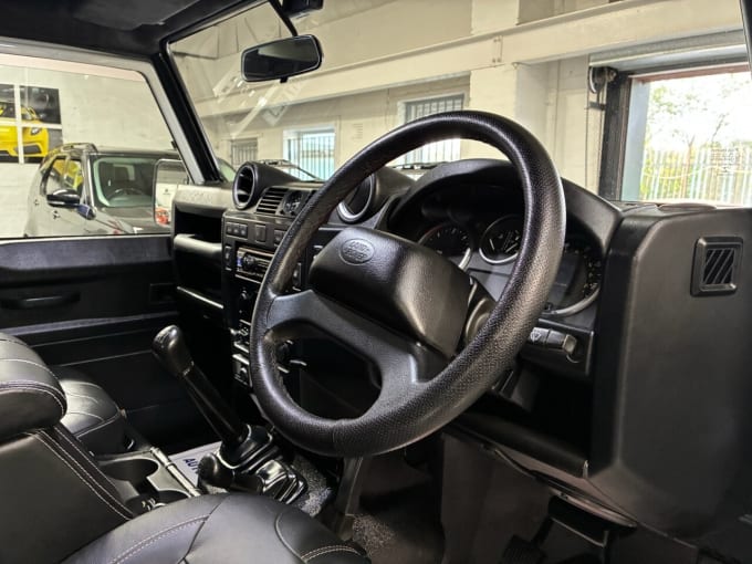 2025 Land Rover Defender