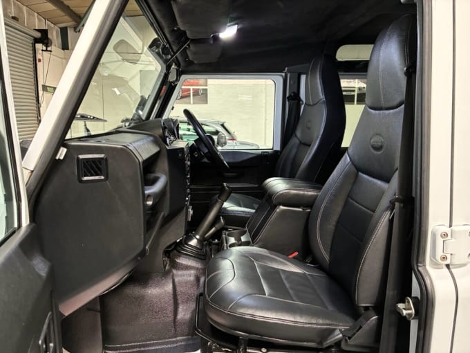 2025 Land Rover Defender