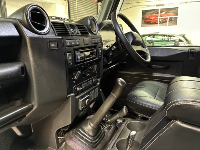 2025 Land Rover Defender