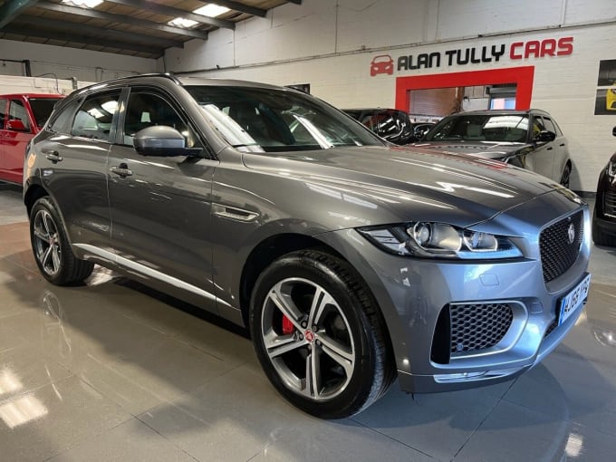 2025 Jaguar F-pace
