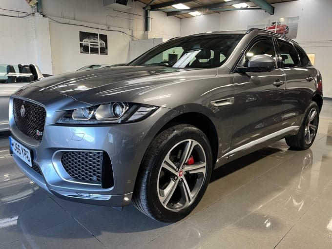 2025 Jaguar F-pace