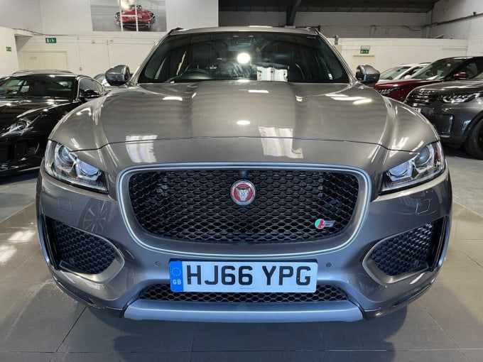 2025 Jaguar F-pace