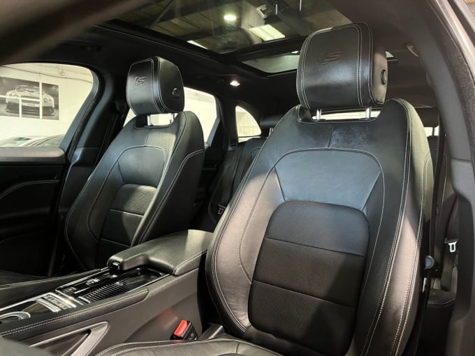 2025 Jaguar F-pace