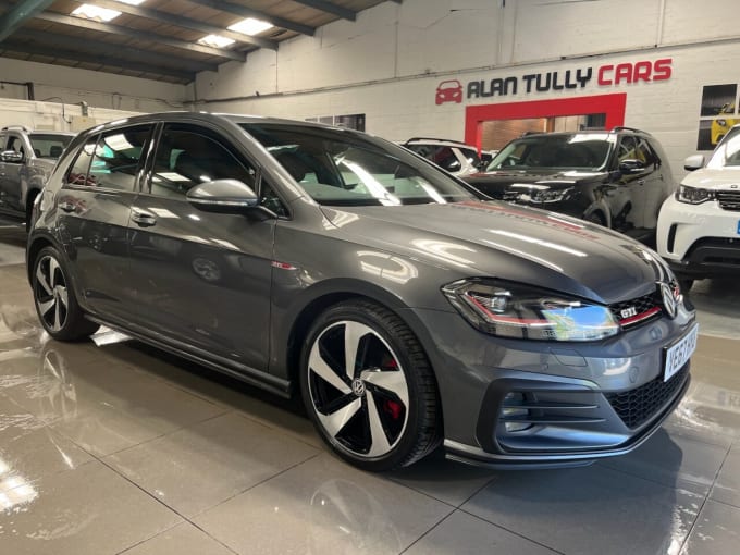 2025 Volkswagen Golf
