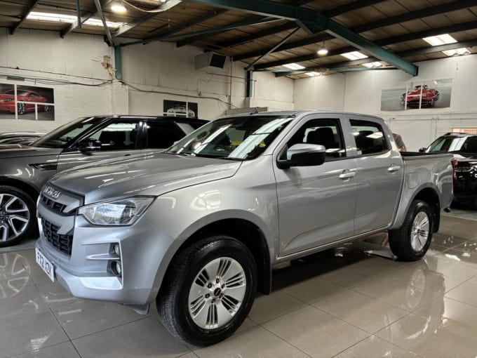 2025 Isuzu D-max