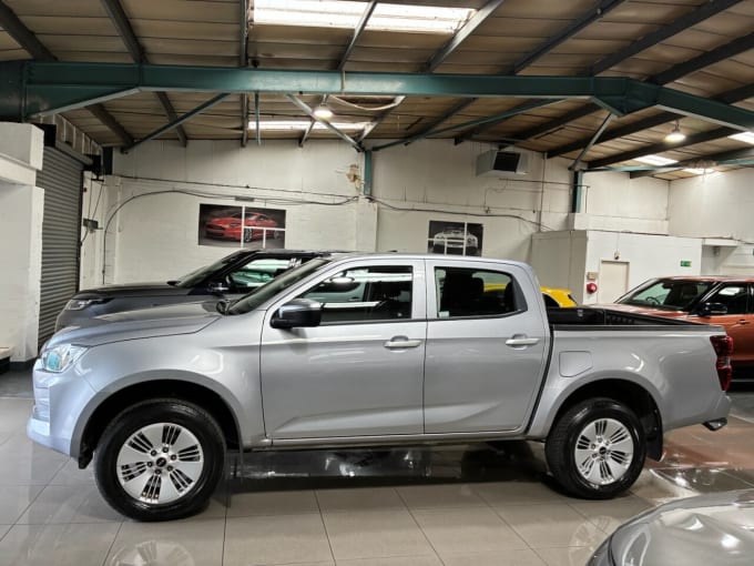 2025 Isuzu D-max