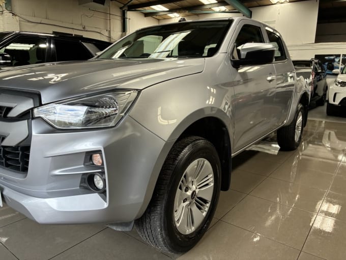 2025 Isuzu D-max