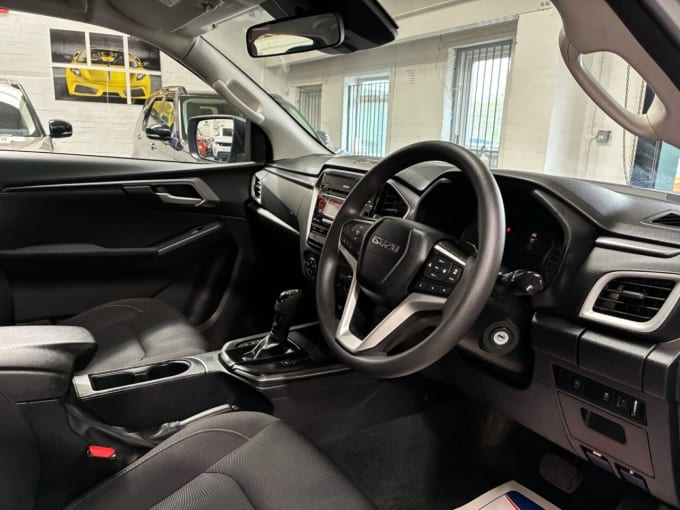 2025 Isuzu D-max