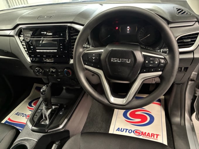 2025 Isuzu D-max