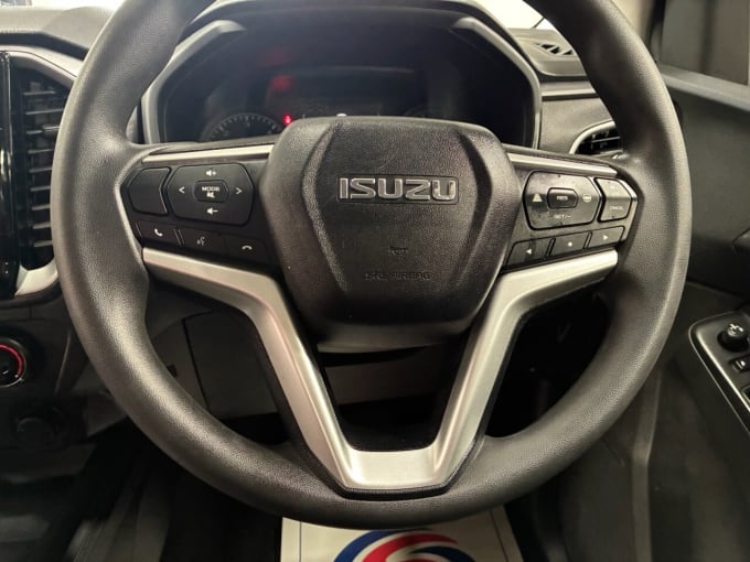 2025 Isuzu D-max