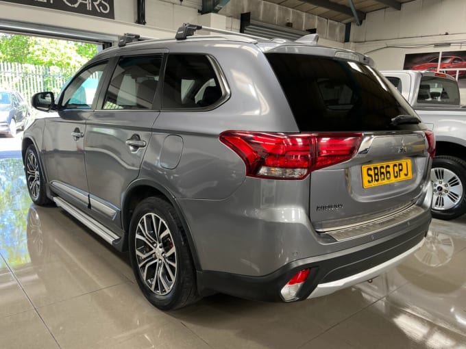 2025 Mitsubishi Outlander