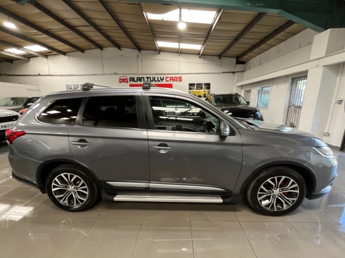 2025 Mitsubishi Outlander