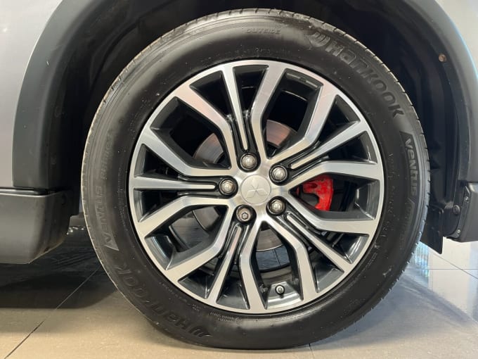 2025 Mitsubishi Outlander