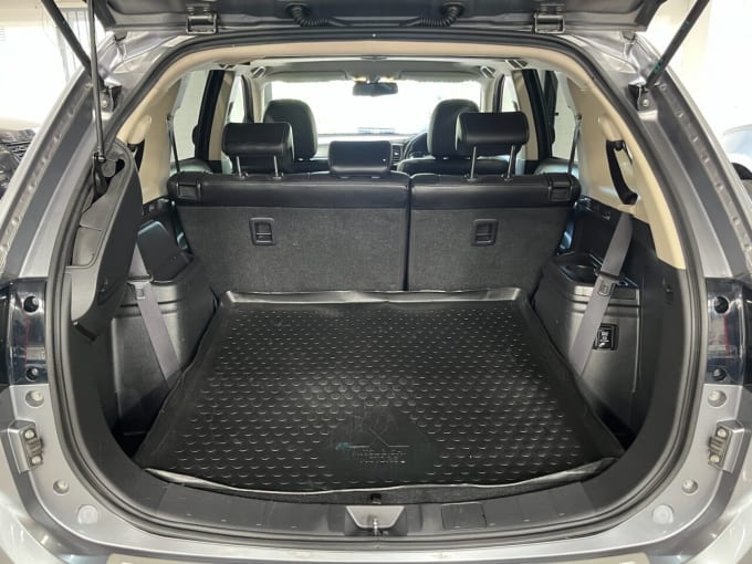 2025 Mitsubishi Outlander