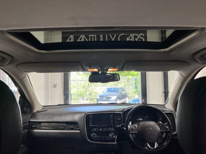 2025 Mitsubishi Outlander