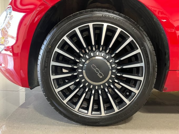 2025 Fiat 500