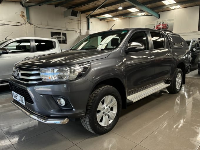 2025 Toyota Hi-lux