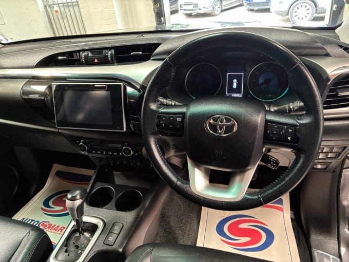 2025 Toyota Hi-lux