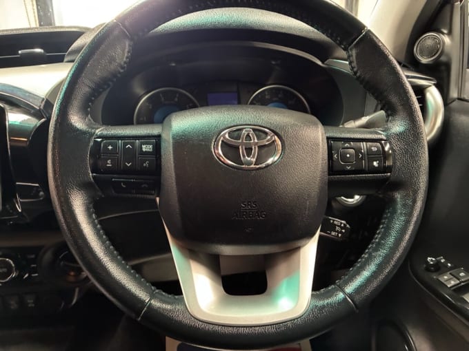 2025 Toyota Hi-lux