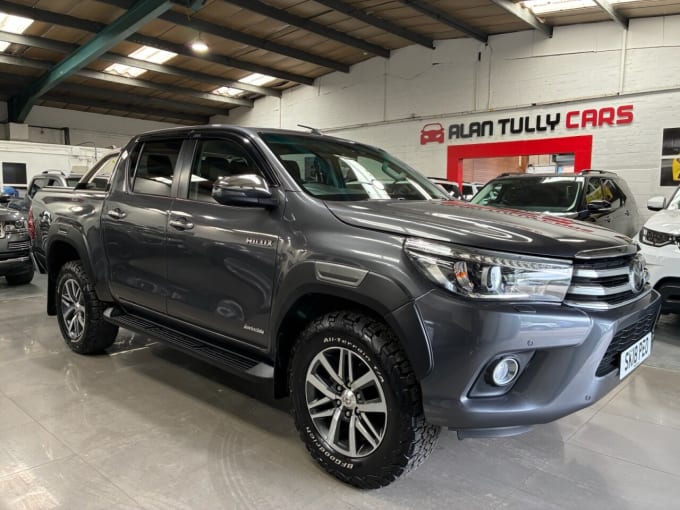 2025 Toyota Hi-lux