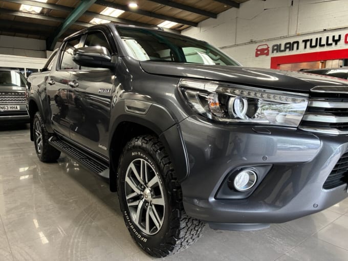 2025 Toyota Hi-lux