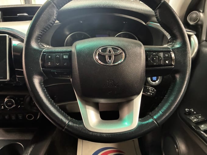 2025 Toyota Hi-lux