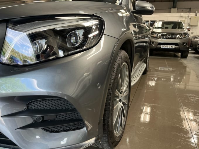 2025 Mercedes-benz Glc