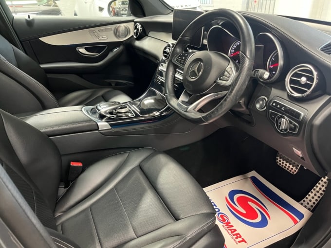 2025 Mercedes-benz Glc