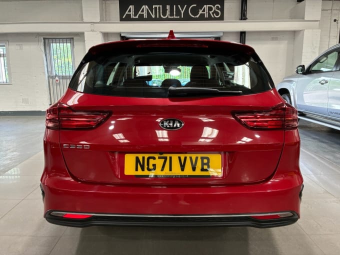 2025 Kia Ceed