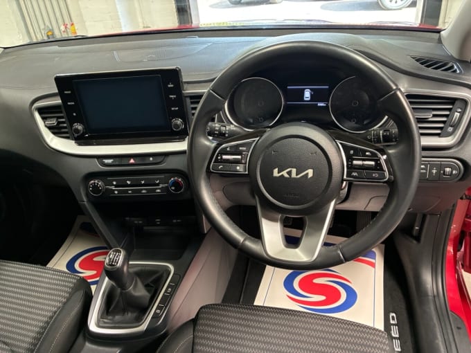 2025 Kia Ceed