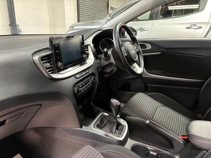 2025 Kia Ceed
