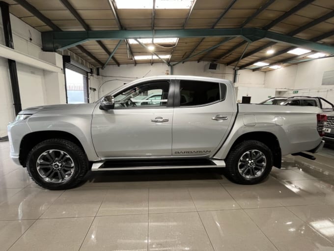 2025 Mitsubishi L200