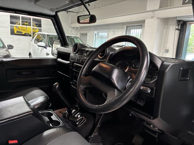 2025 Land Rover Defender