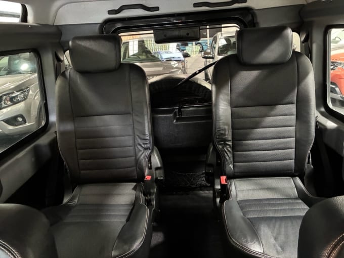 2025 Land Rover Defender