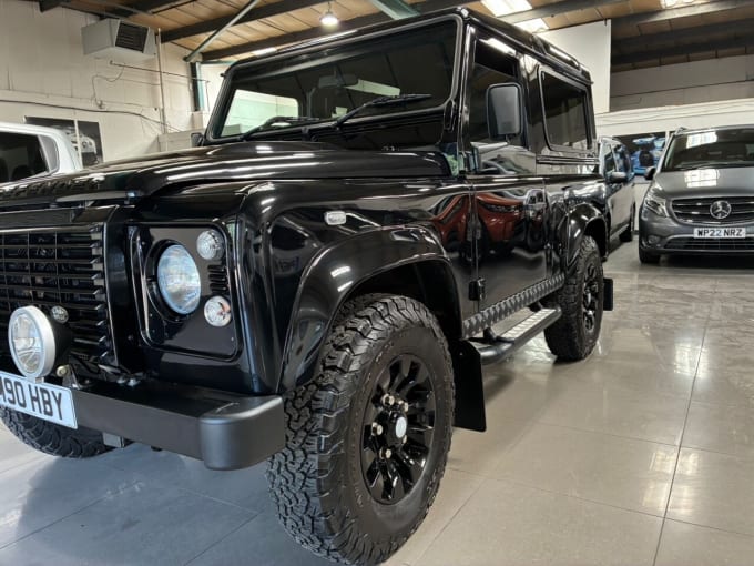 2025 Land Rover Defender