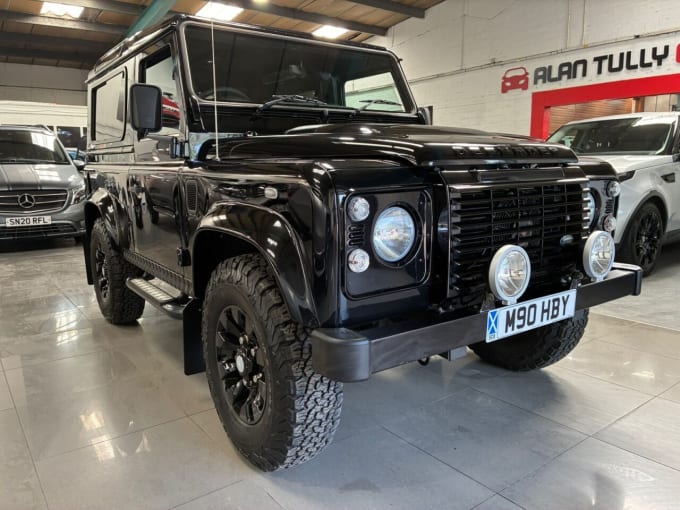 2025 Land Rover Defender