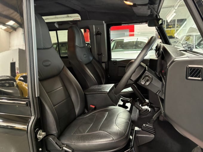 2025 Land Rover Defender
