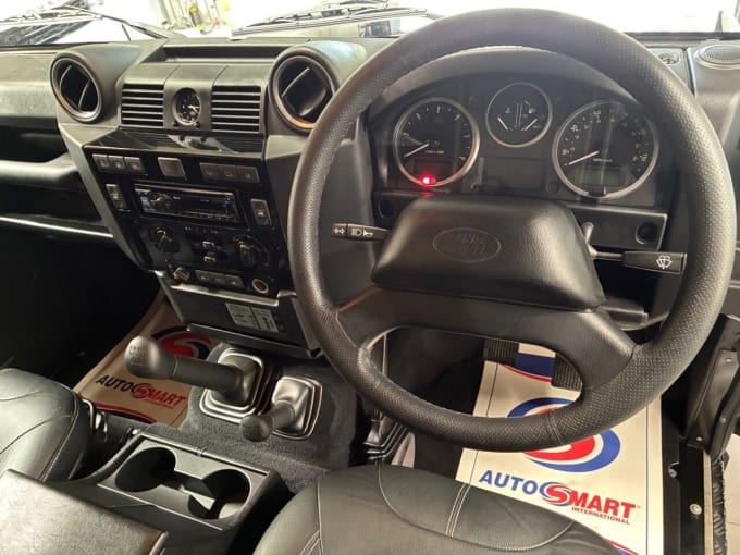 2025 Land Rover Defender