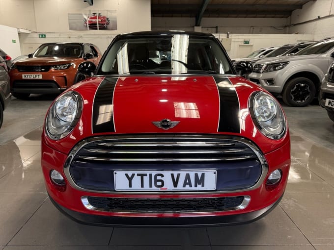 2025 Mini Hatch