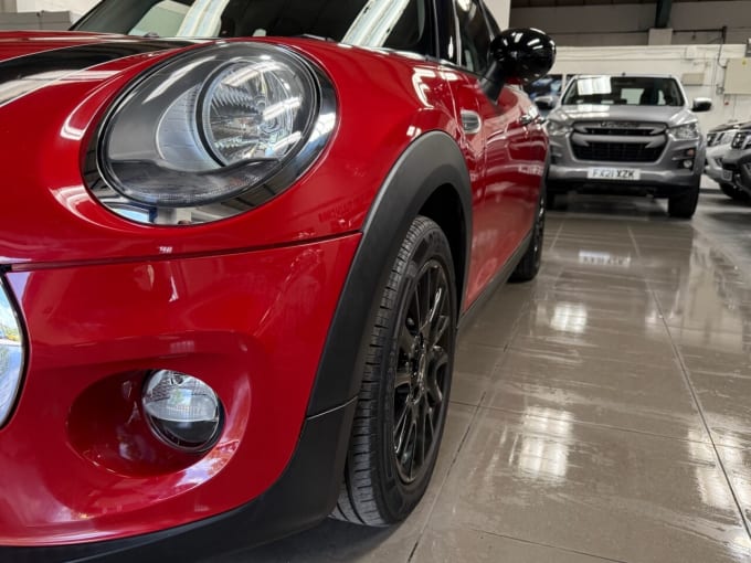 2025 Mini Hatch
