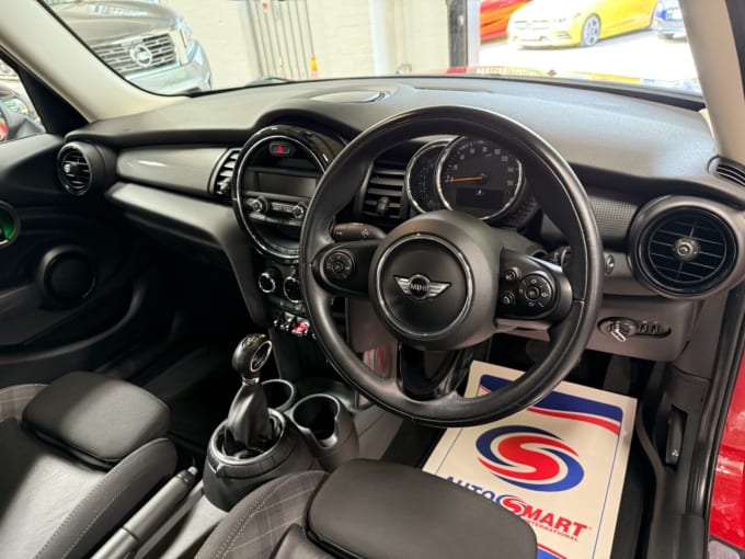 2025 Mini Hatch