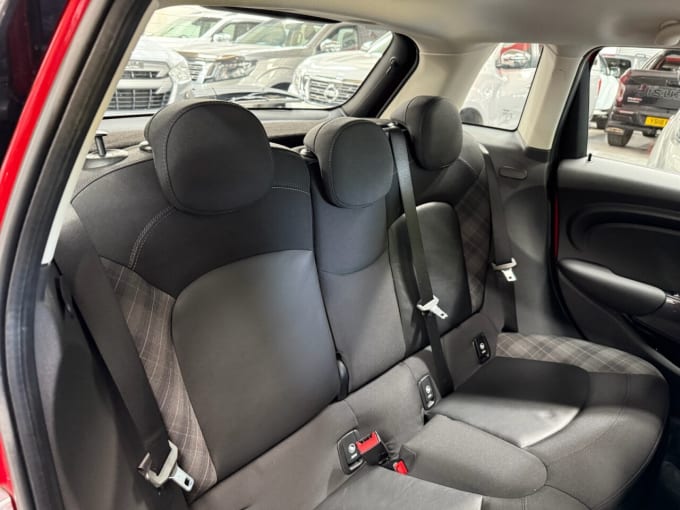 2025 Mini Hatch