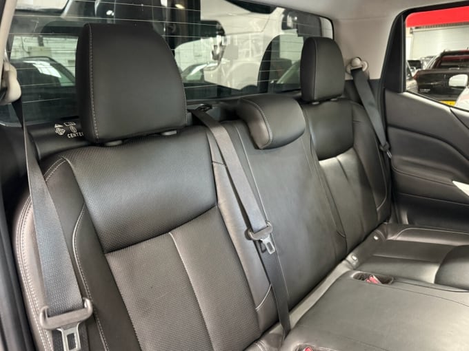 2025 Nissan Navara