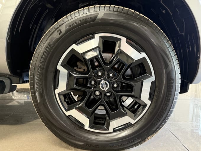 2025 Nissan Navara