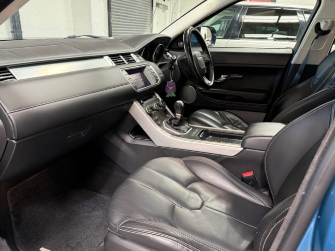 2025 Land Rover Range Rover Evoque