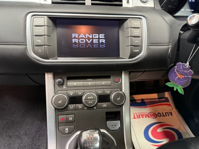 2025 Land Rover Range Rover Evoque