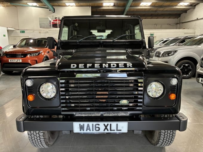 2025 Land Rover Defender