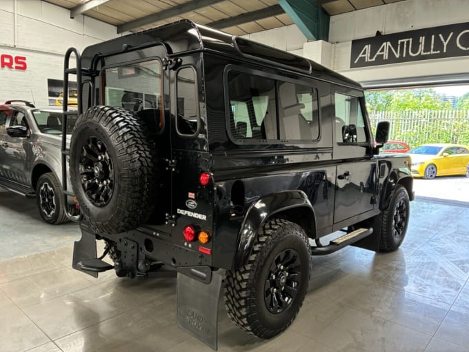 2025 Land Rover Defender