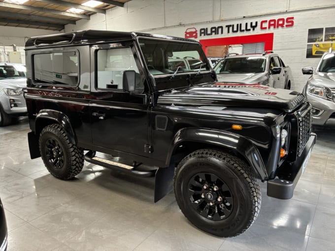 2025 Land Rover Defender